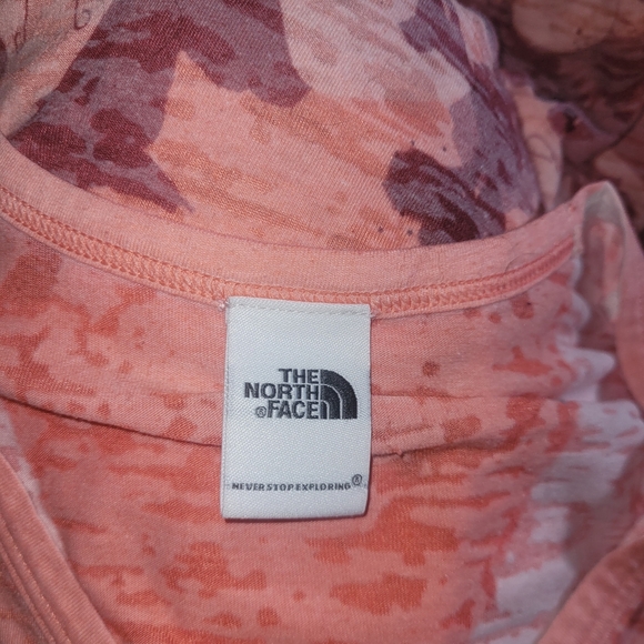 The North Face Peach Floral V-Neck T Shirt - Picture 6 of 6